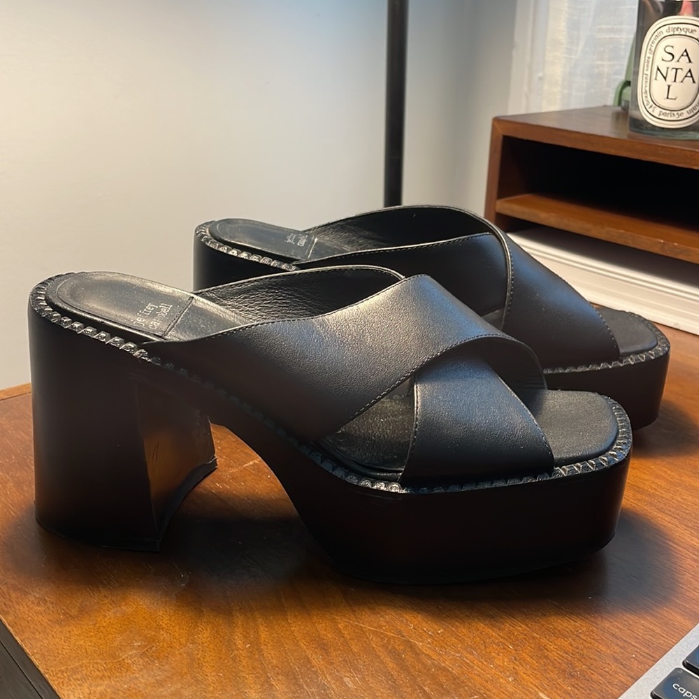Jeffery Campbell Kiff Platform Black Chunky Heels criss cross strap sandal